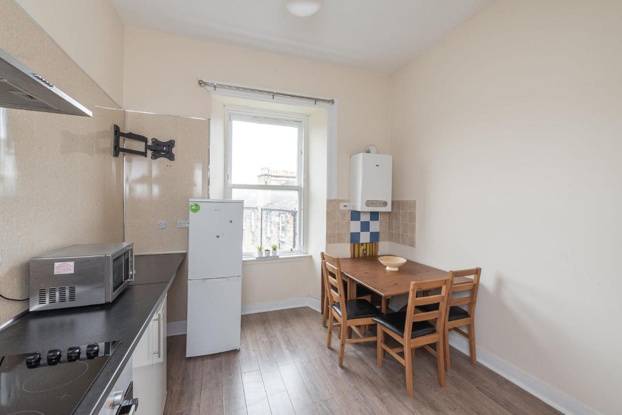 Spacious Ensuite Rooms In Edinburgh City Centre - Excellent Location Buitenkant foto