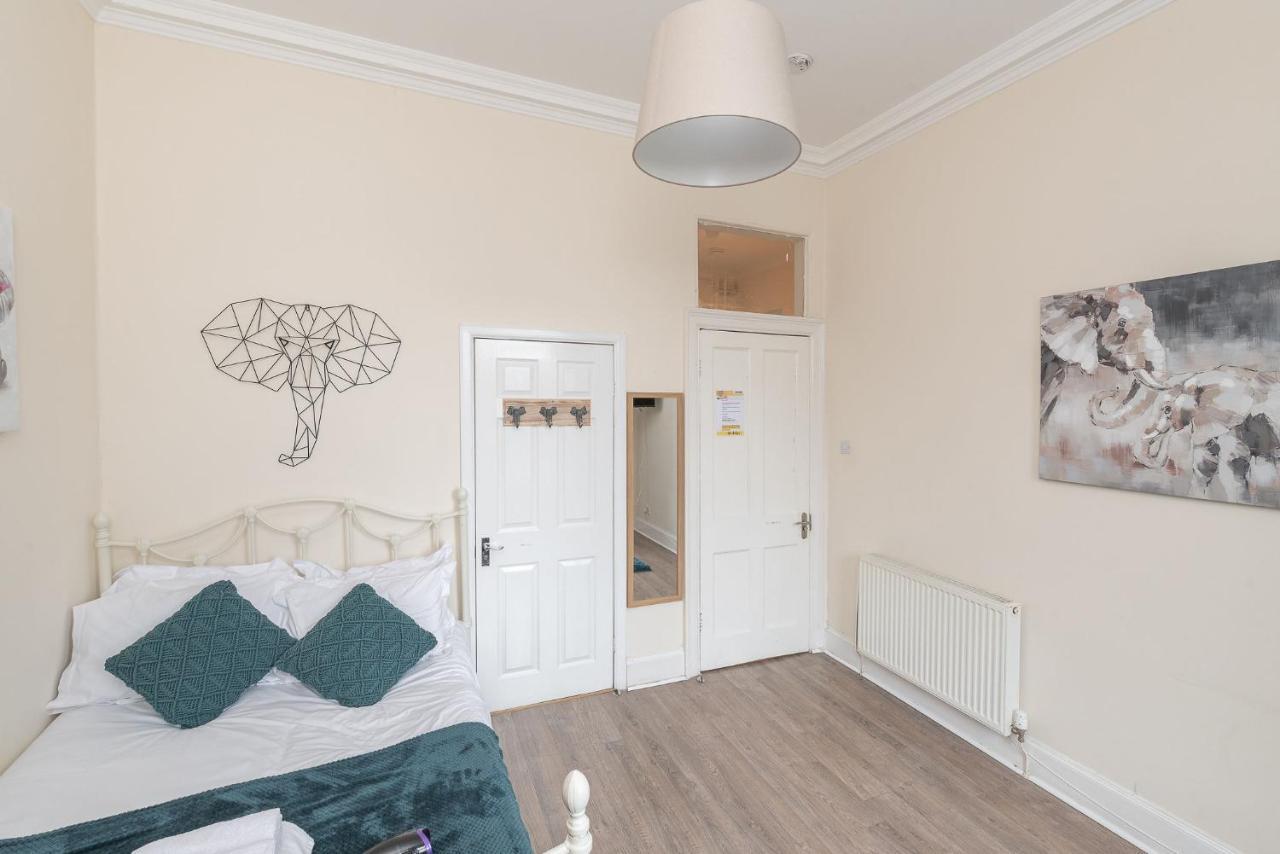 Spacious Ensuite Rooms In Edinburgh City Centre - Excellent Location Buitenkant foto