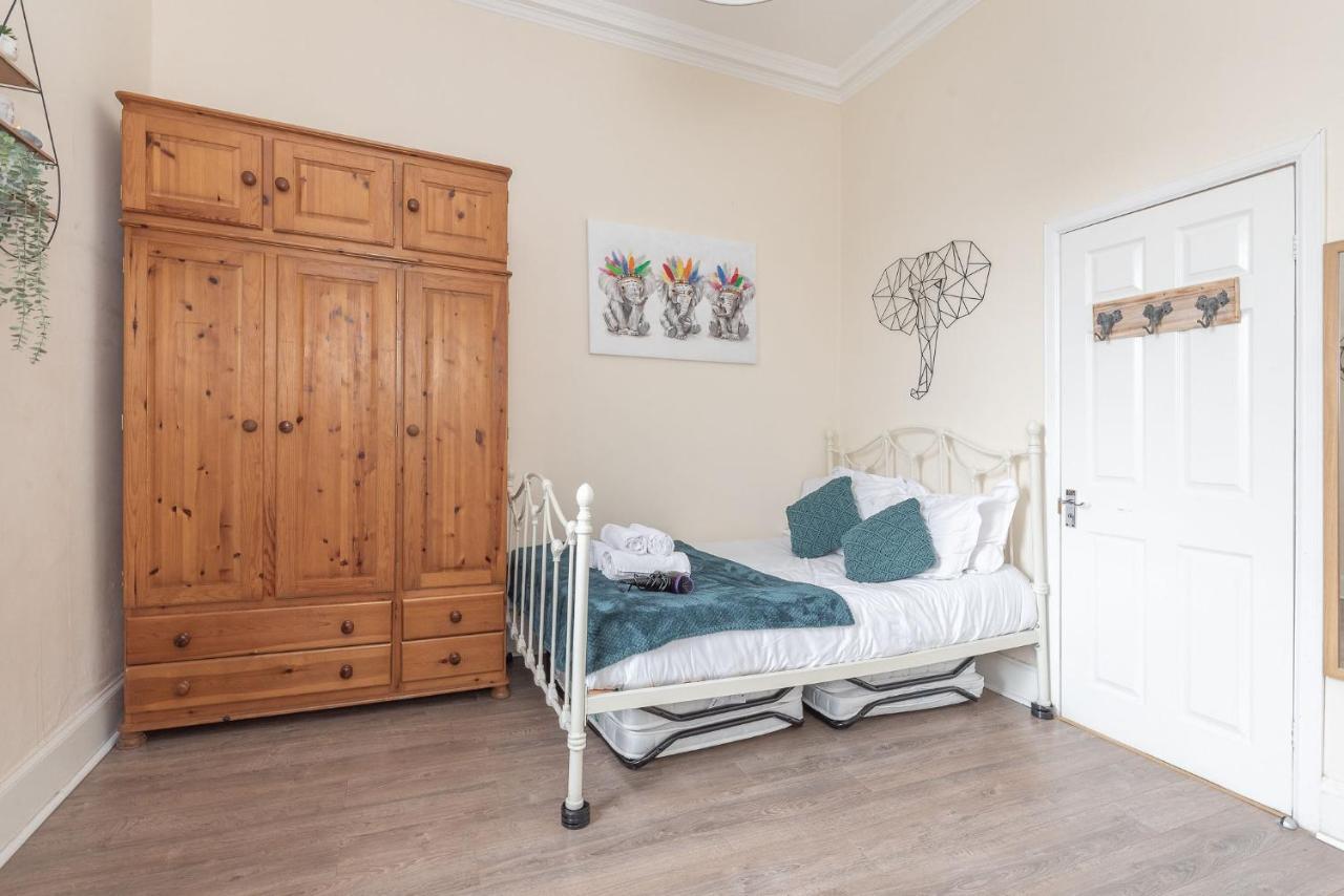 Spacious Ensuite Rooms In Edinburgh City Centre - Excellent Location Buitenkant foto