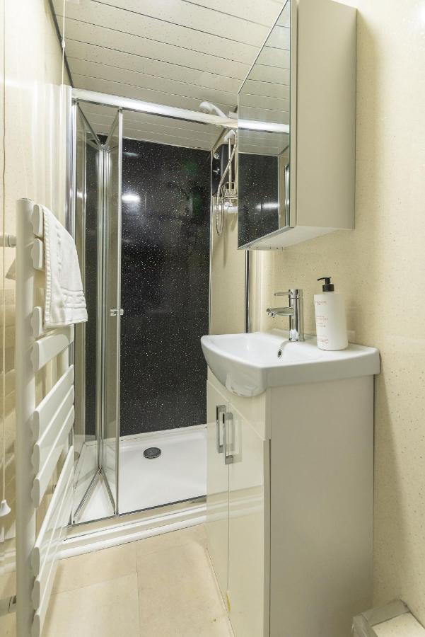 Spacious Ensuite Rooms In Edinburgh City Centre - Excellent Location Buitenkant foto